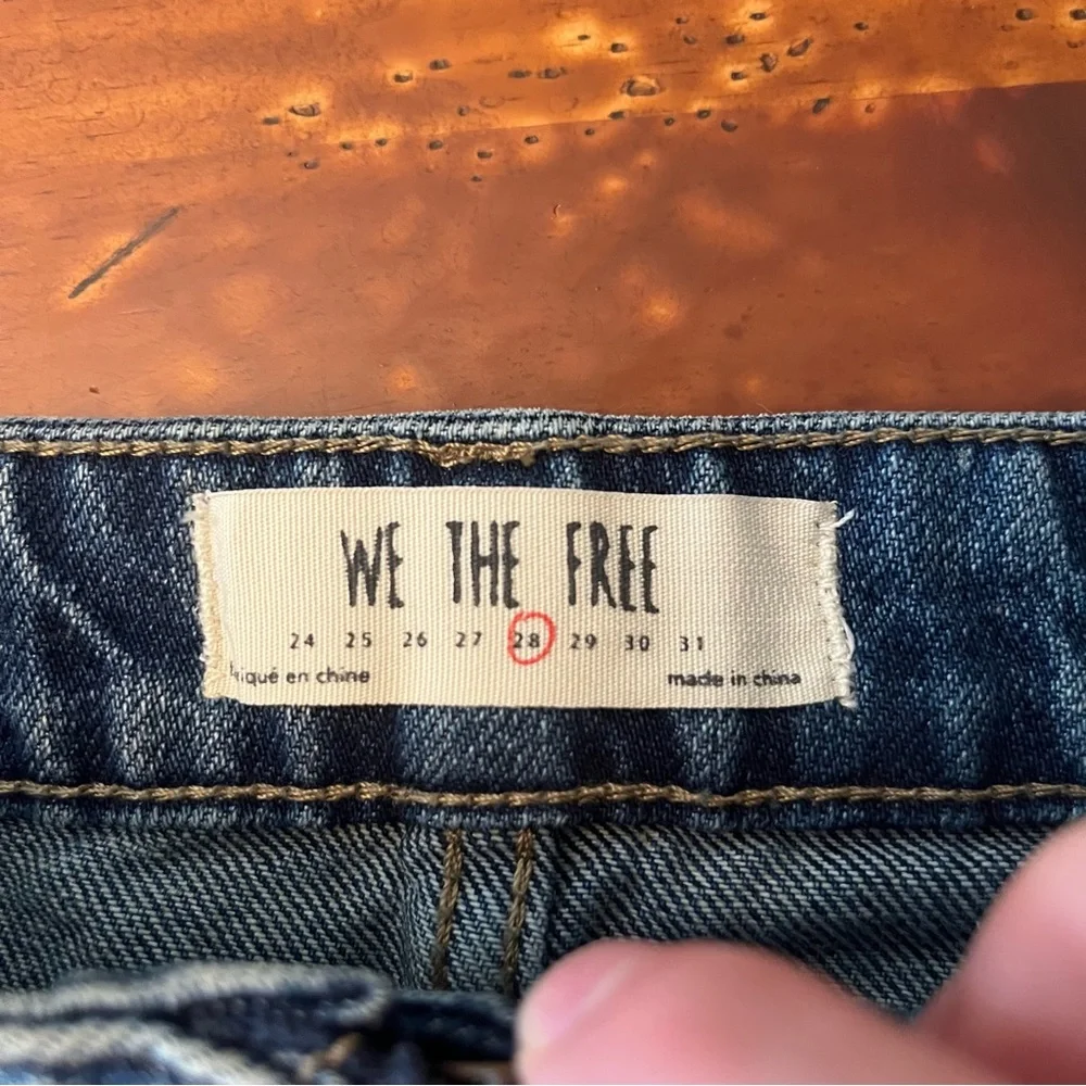 We The Free Size 28 Frayed Edge Zipper Front Denim Jean Skirt